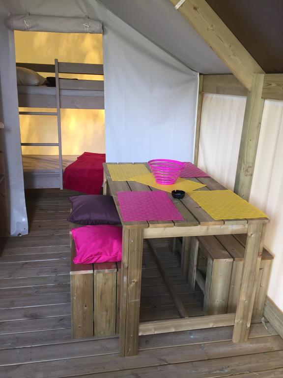 Camping Les Orangers San-Martino-di-Lota 部屋 写真