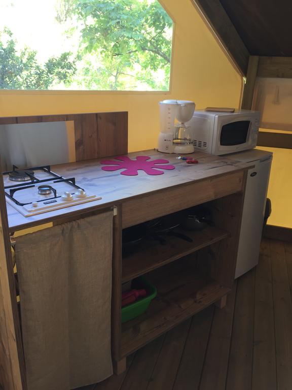 Camping Les Orangers San-Martino-di-Lota エクステリア 写真